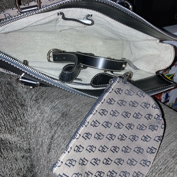 Dooney and Bourke satchel with small wristlet - Picture 3 of 3